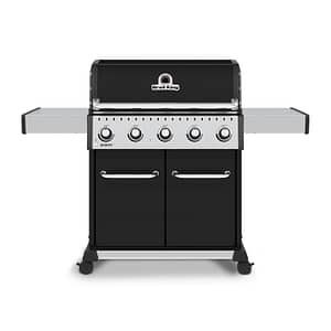 Broil King Baron 520 PRO Gas Grill Front View Closed
