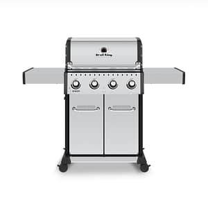 Broil King Baron S420 PRO Gas Grill Front View Closed