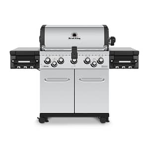 Broil King Regal S590 PRO Front View Closed