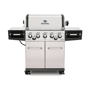 Broil King Regal S590 PRO IR Front View Closed