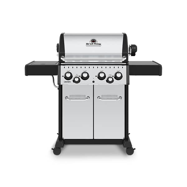 Broil King Crown S490 Front View Closed